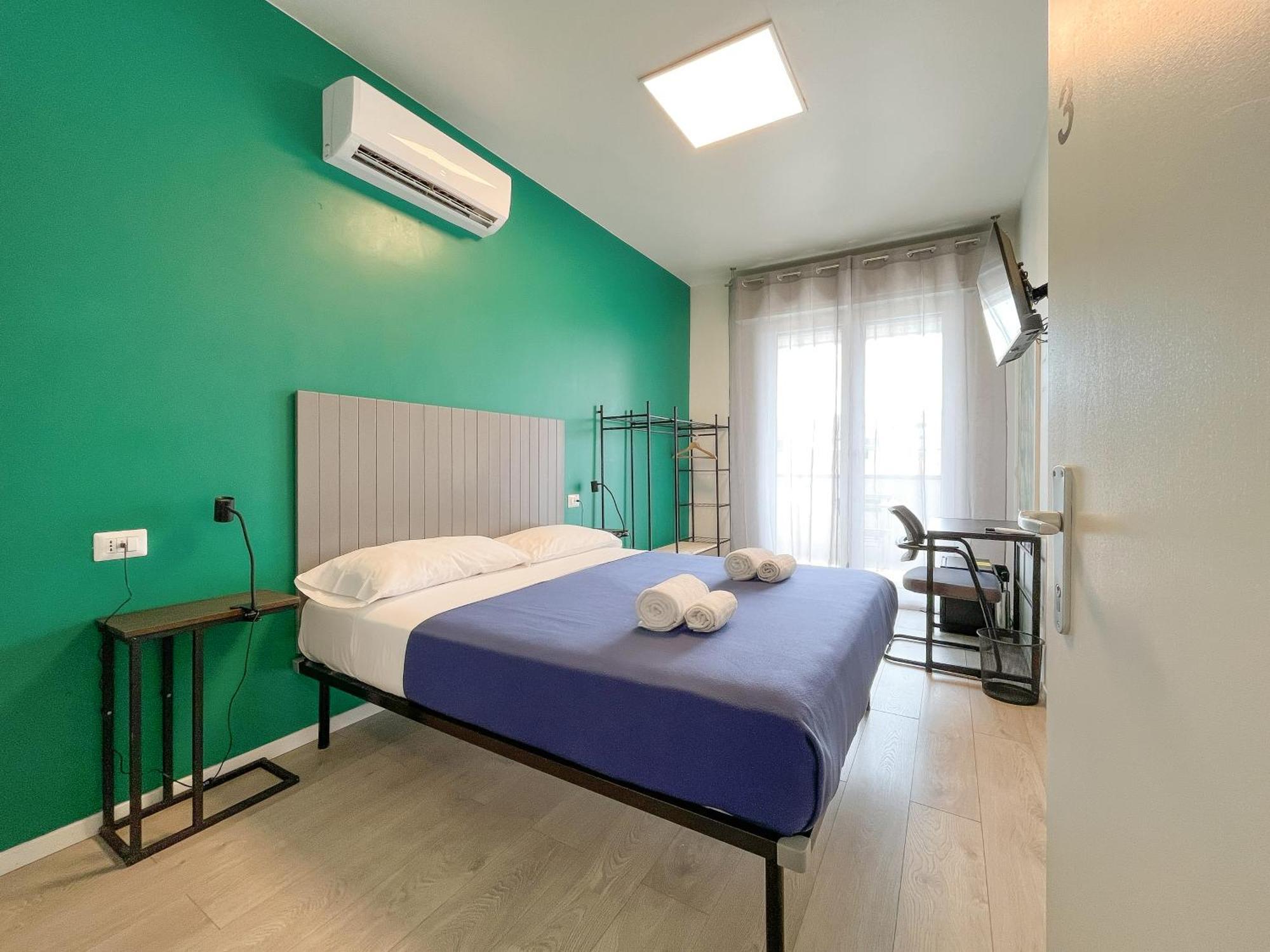 Rrrapido Colorful Rooms - Assago Exterior photo